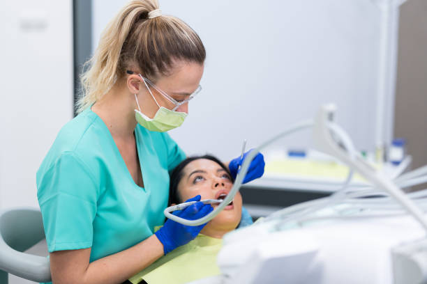 Best Weekend Emergency Dentist in Easton, CA
